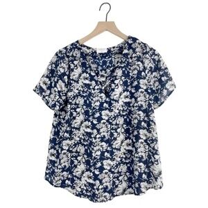 Sienna Sky Short Sleeve Floral Blouse Size Medium